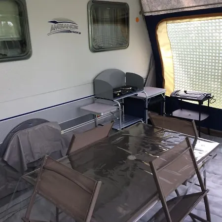 Campingplatz Lescaravanesdelabesbre Dompierre-sur-Besbre